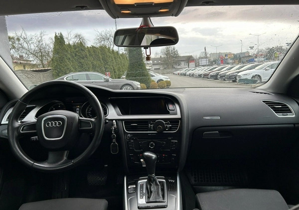 Audi A5 cena 42900 przebieg: 268000, rok produkcji 2011 z Sławno małe 154